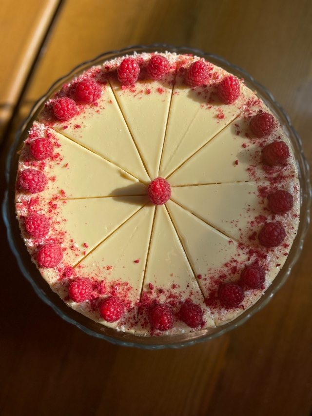Kokos-malina cheesecake